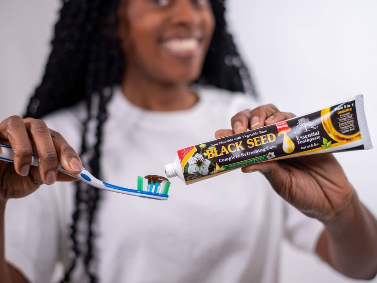 Essential Palace: Black Seed Toothpaste - behalaal.com