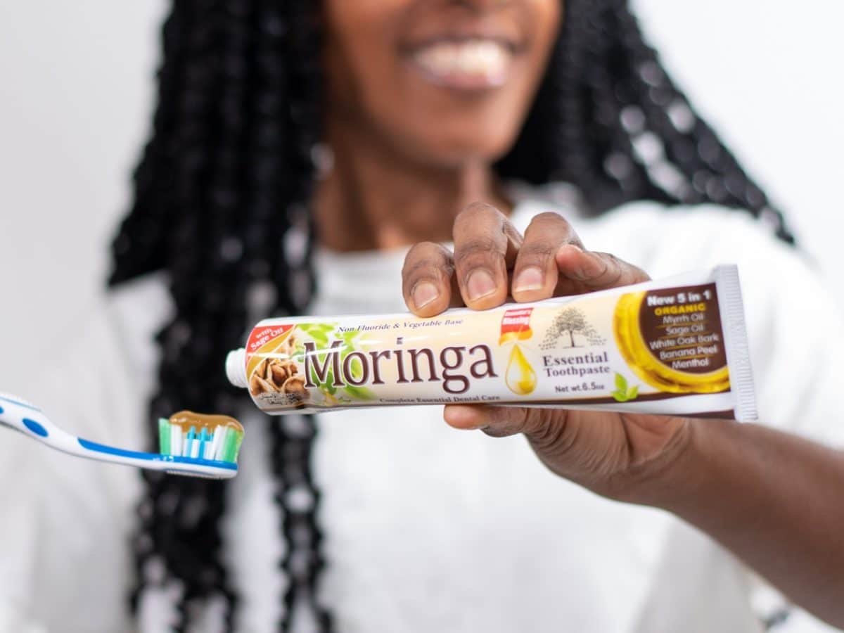 Essential Palace: Moringa Toothpaste - behalaal.com